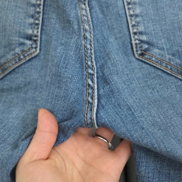 Zara Mid Rise Skinny Jeans - Picture 2 of 11